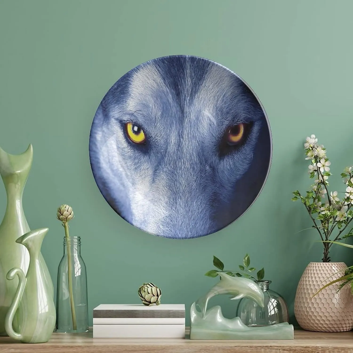 7 Inch Decorative Plate, Wolf Decor Tableware Plate, Wild Wolf Eyes Print Ornament Display Plate for Fine Dining, Upscale Events, Dinner Parties, Weddings, Catering, Christmas, Thankgiving Decor