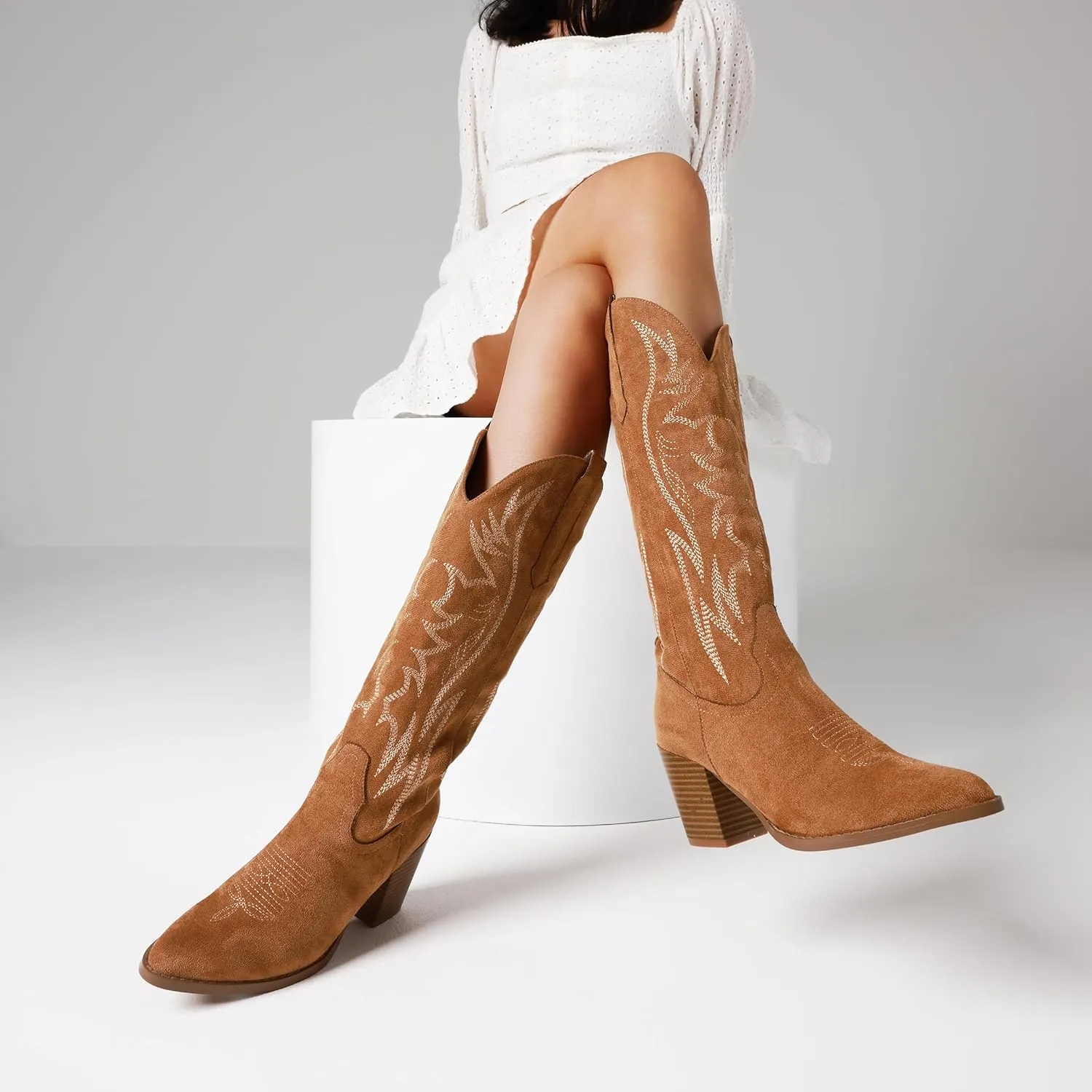 AOSPHIRAYLIAN Womens Knee High Boots for Women Pointed Toe Cowboy Cowgirl Boots with Embroidery Pull On Chunky Block High Heel Western Boots