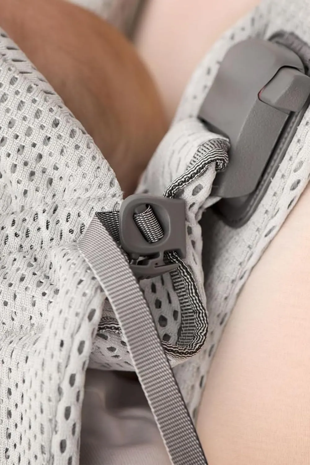BabyBjörn New Baby Carrier One Air 2019 Edition, Mesh, Silver, One Size(Pack of 1)