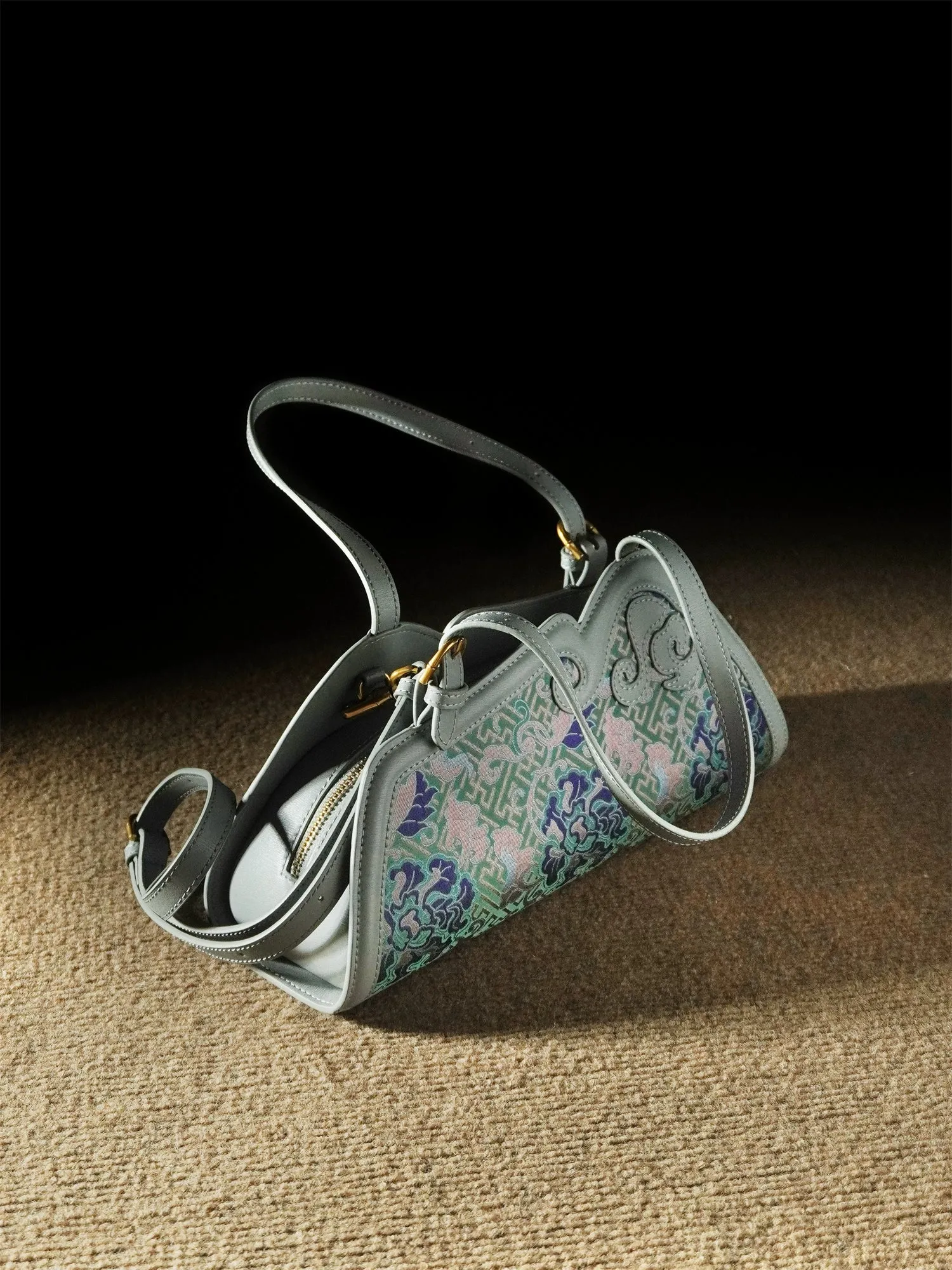 Fucui Pavilion One Shoulder Bag for Women