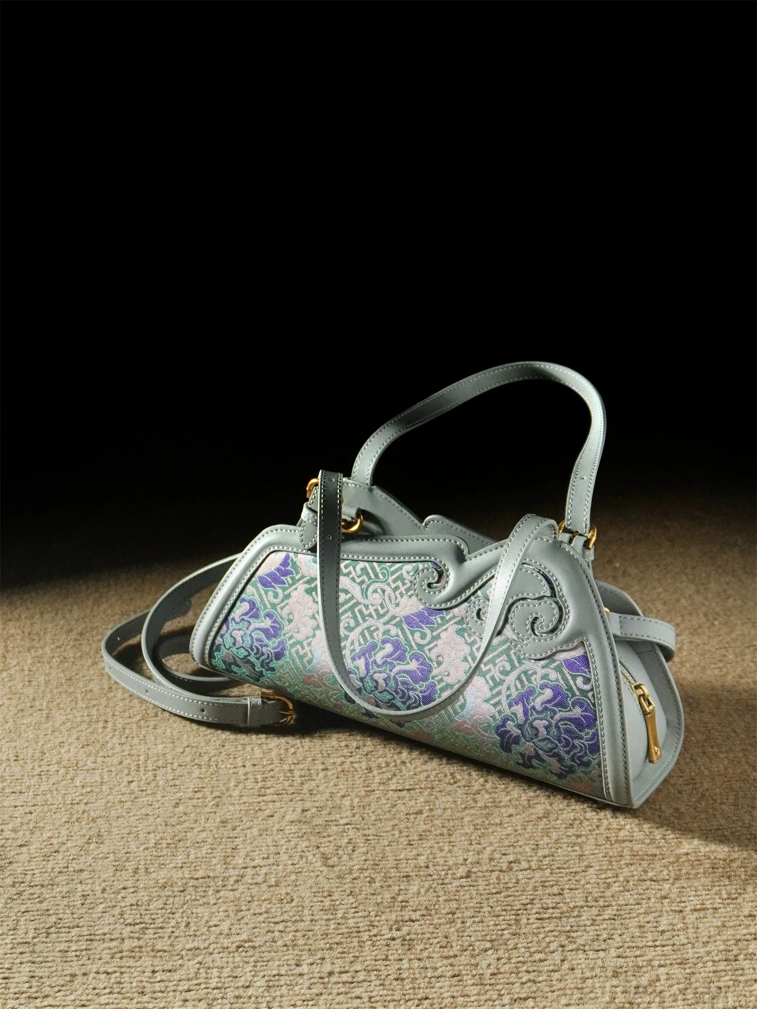 Fucui Pavilion One Shoulder Bag for Women