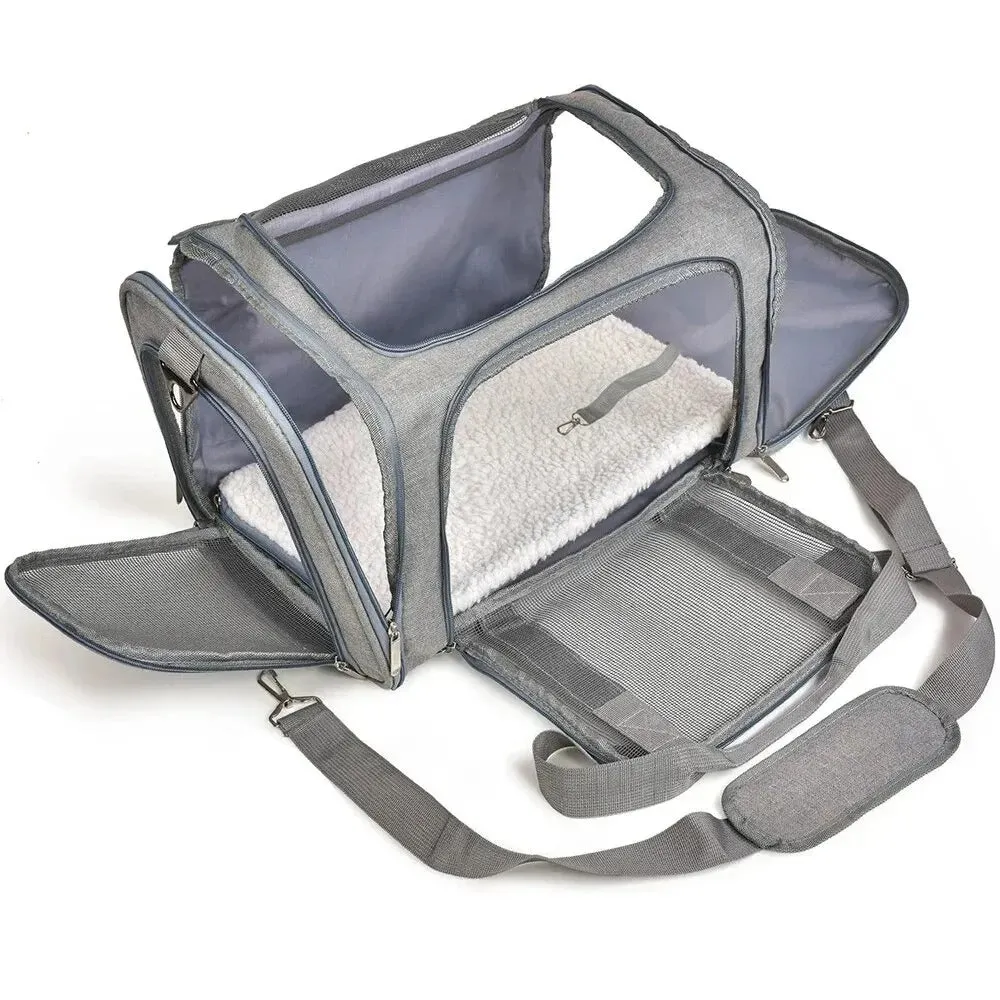 FurrTravel™ | Safe and Breathable Travel Bag