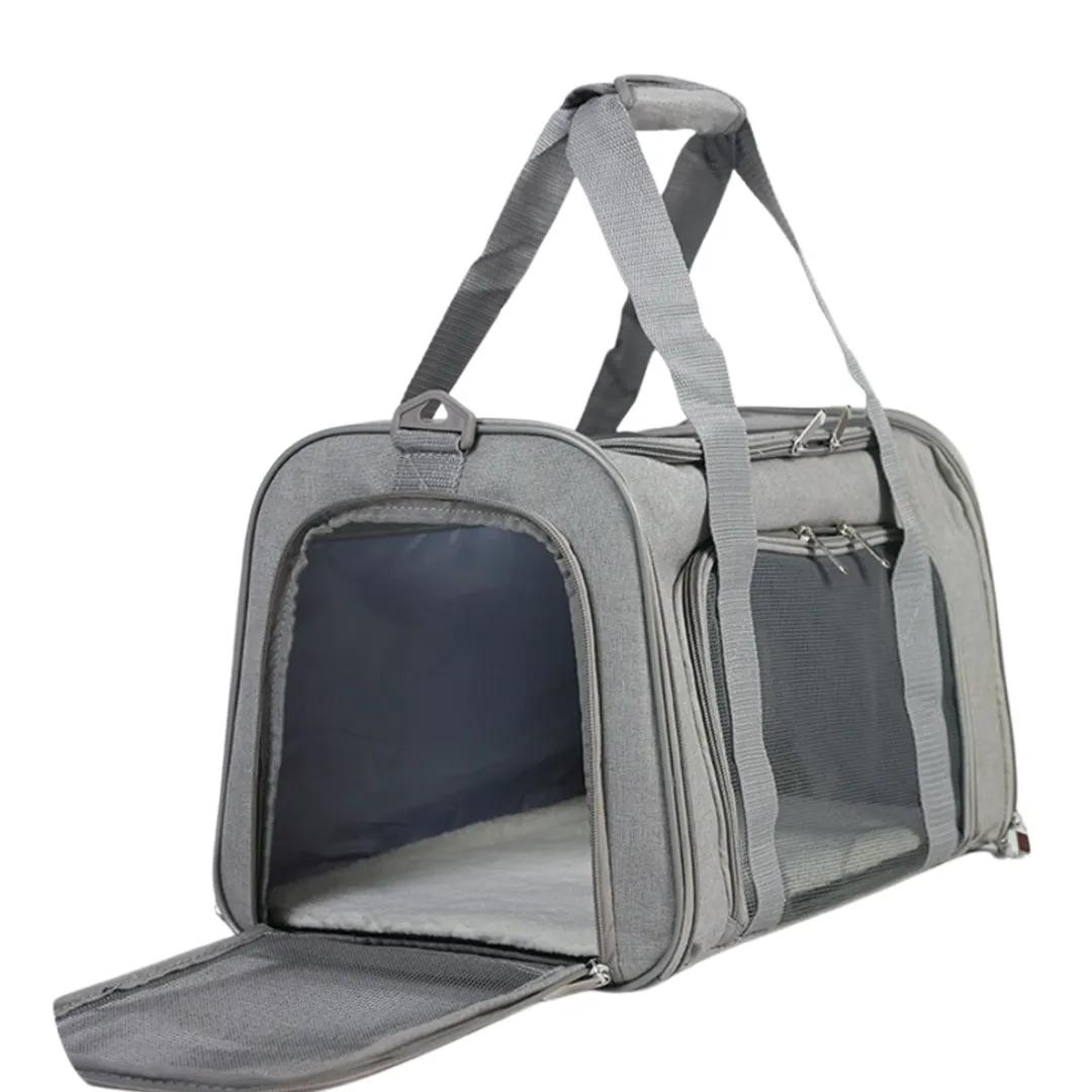 FurrTravel™ | Safe and Breathable Travel Bag