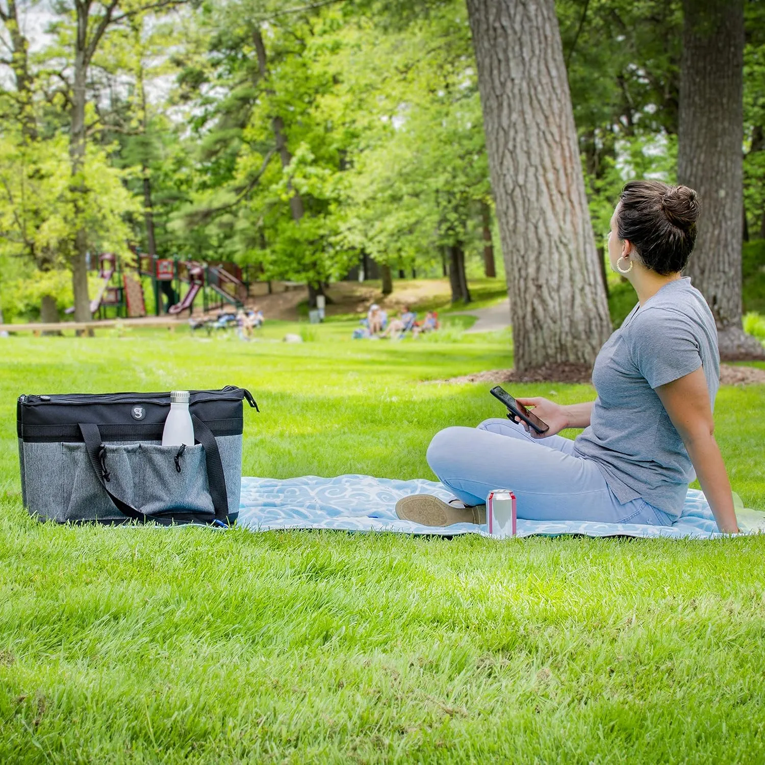 geckobrands 2 Compartment Tote Cooler – Durable, Leak-Proof Insulated Cooler Bag for Food and Drinks