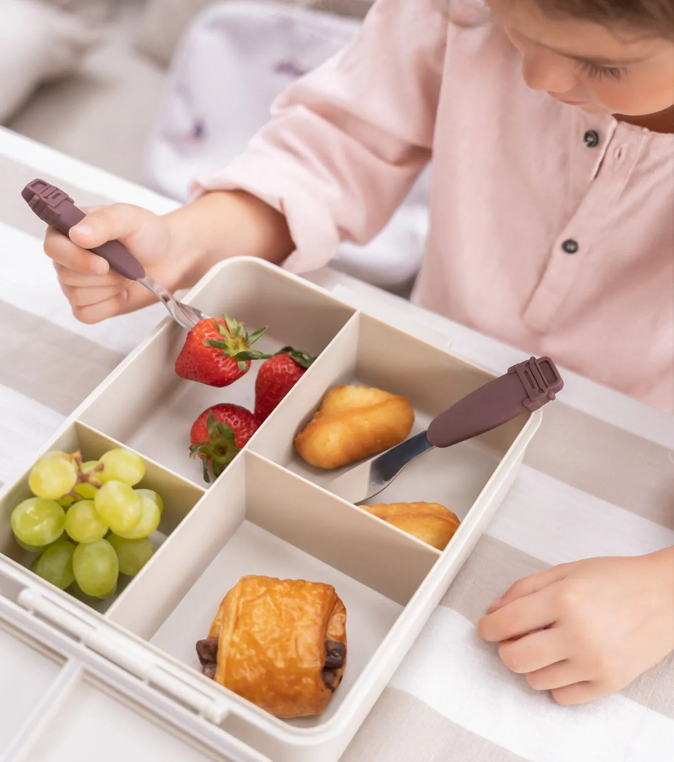 Grand Lunch Box - 4 Compartments - Vehicles   Food Jar