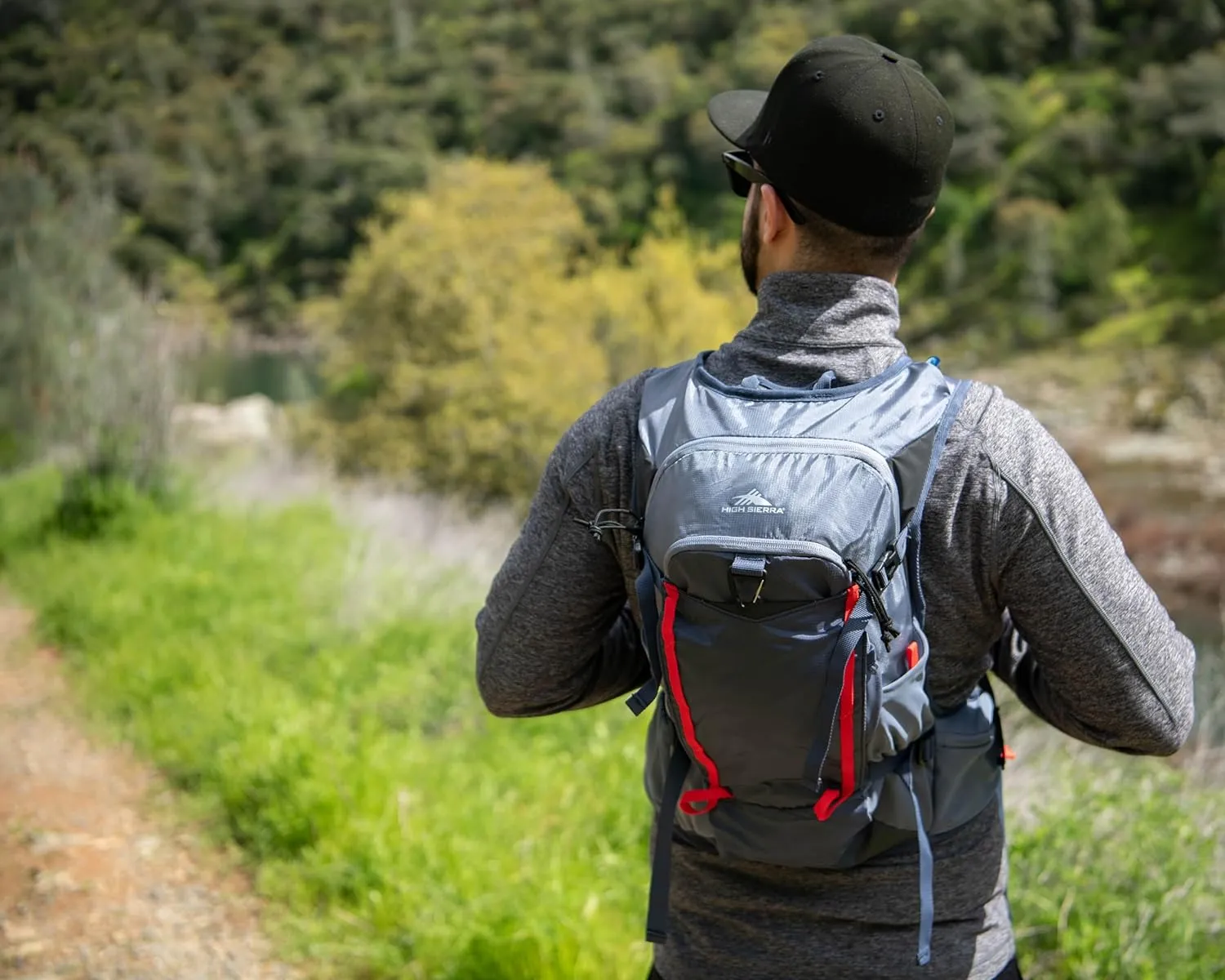 High Sierra Hydrahike 2.0 Hydration Backpack with 2L Water Bladder for Running, Hiking, Camping, or Cycling