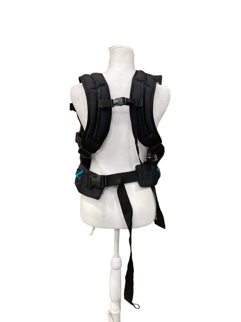 Infantino Carry On Multi Pocket Carrier, Black