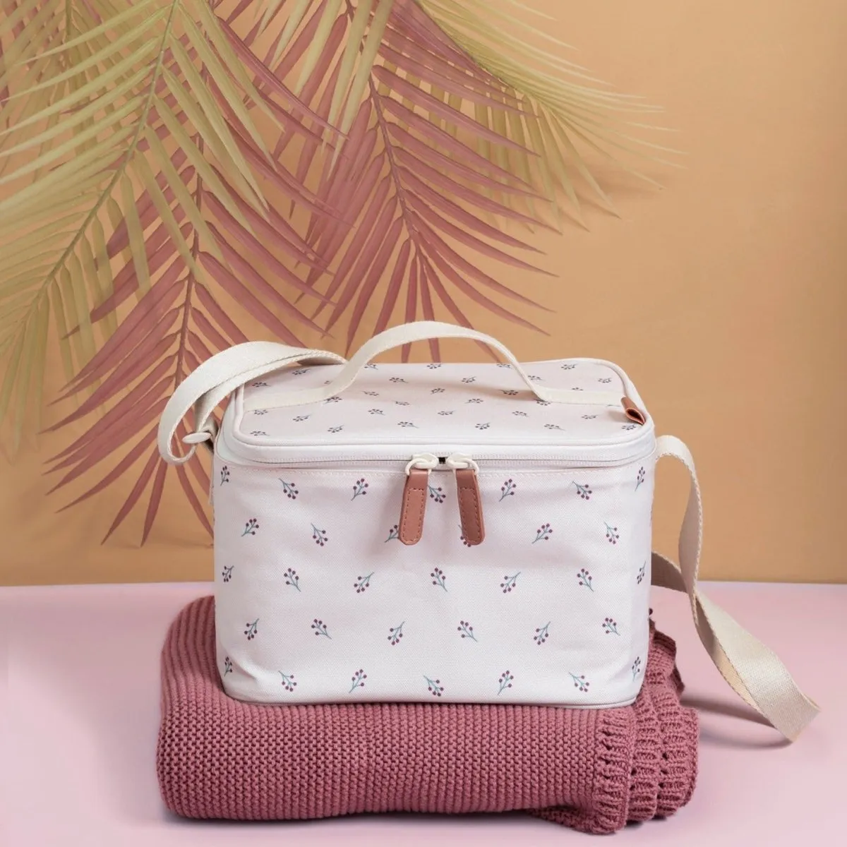 Insulated Large Lunch Bag - Berries