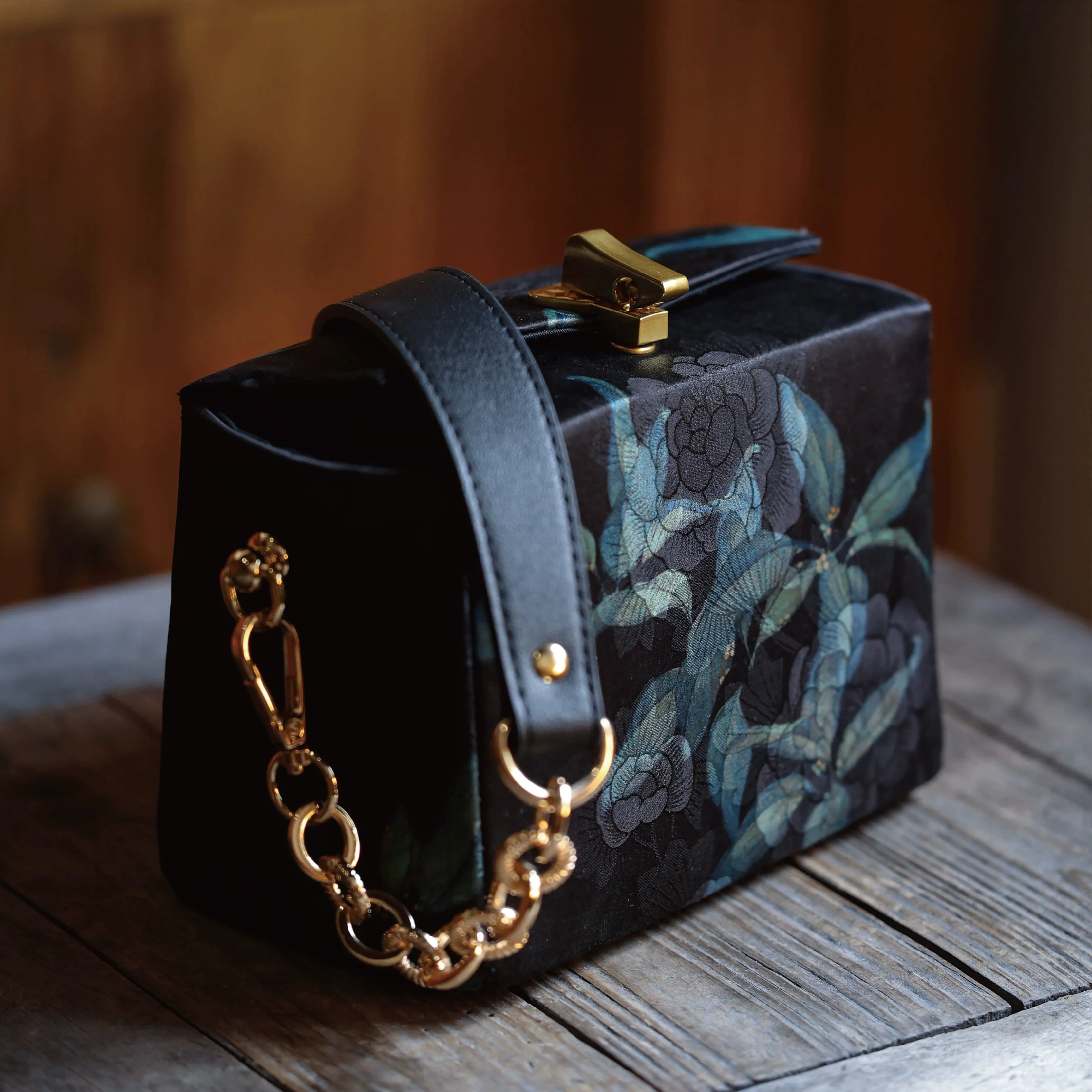 Into the Night Camera Bag for Women