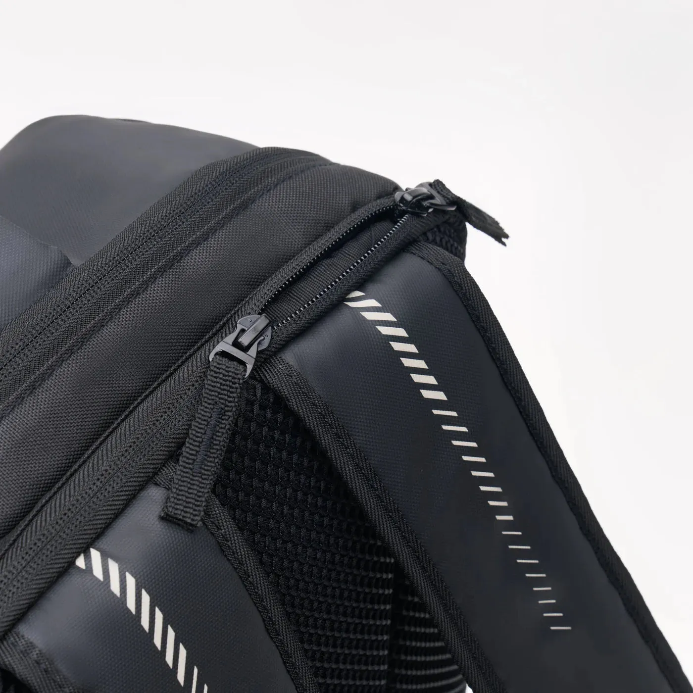 Kanso Intuko Tennis 23L Backpack -  Black