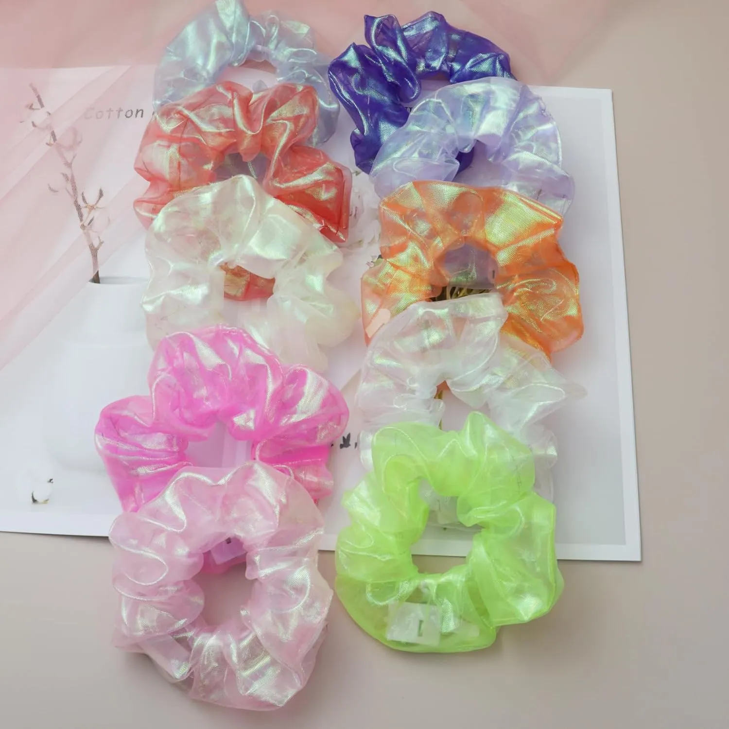Light Up Scrunchies Party Favor, Mother's Day Gifts LED Scrunchy Hair Ties for Women & Girls Hair 80s, Glow in the Dark Party Supplies Festival Rave Accessories for Neon Glow Party