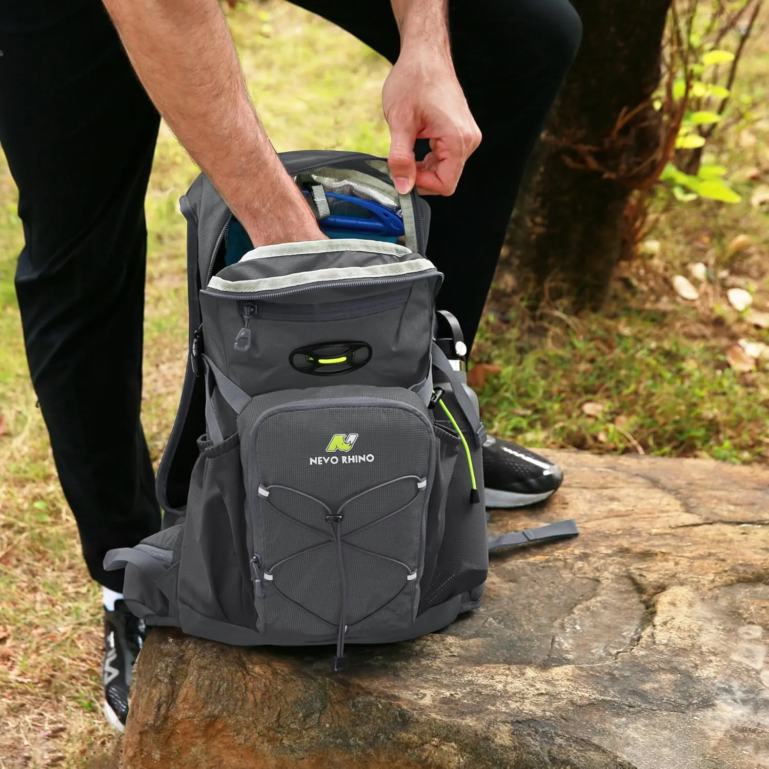 N NEVO RHINO Hydration Backpack, 18L Multipurpose Hiking Backpack with 3L Water Bladder, Water Backpack Insulated Hydration Pack Ideal for Hiking and Cycling