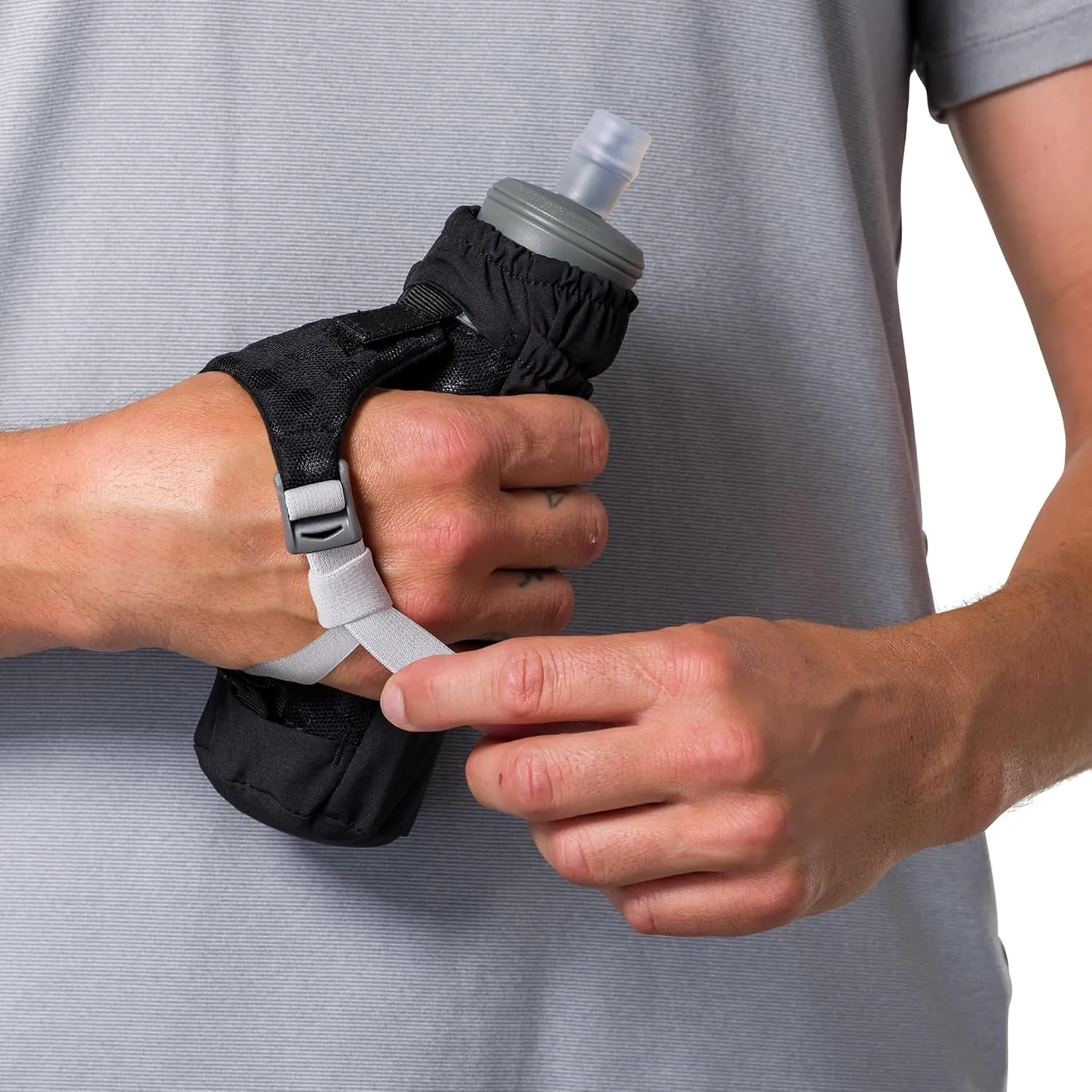 Nathan - Pinnacle 14oz Soft Flask Black/Reflective Silver OSFM