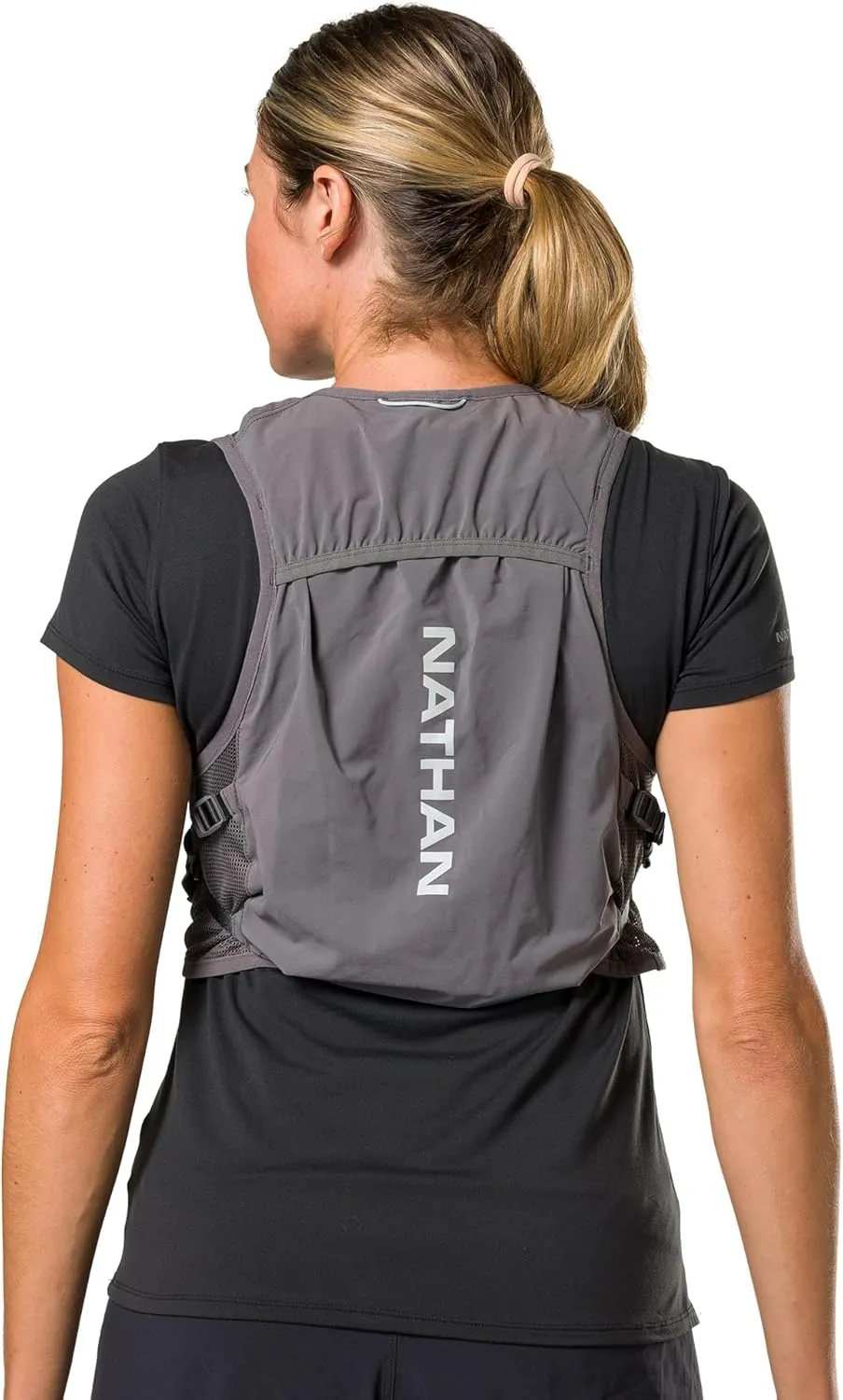 Nathan Women's Hydration Vest - Lightweight Mesh, Breathable, 2x14oz Flasks, 2L Bladder, Reflective Vest, Pinnacle Breeze