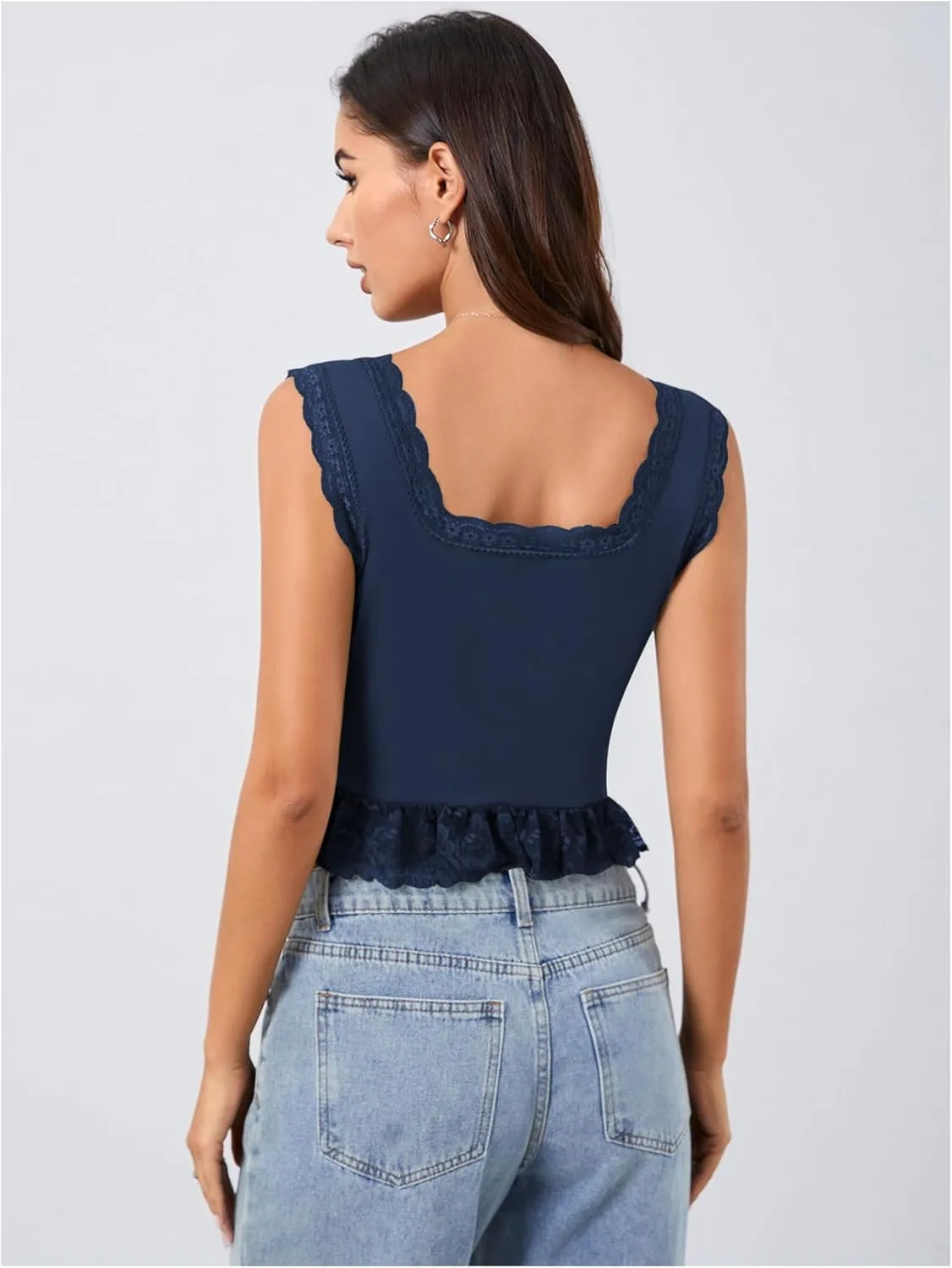OYOANGLE Women's Summer Casual Tie Front Top Sleeveless V Neck Lace Trim Going Out Crop Blouse