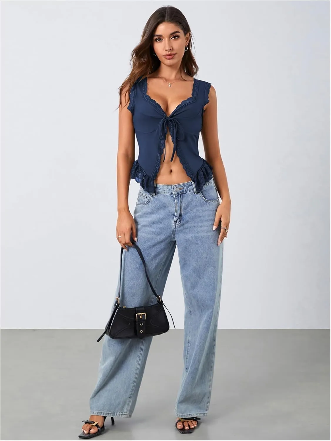 OYOANGLE Women's Summer Casual Tie Front Top Sleeveless V Neck Lace Trim Going Out Crop Blouse