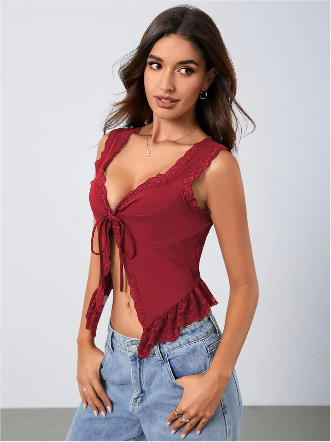 OYOANGLE Women's Summer Casual Tie Front Top Sleeveless V Neck Lace Trim Going Out Crop Blouse