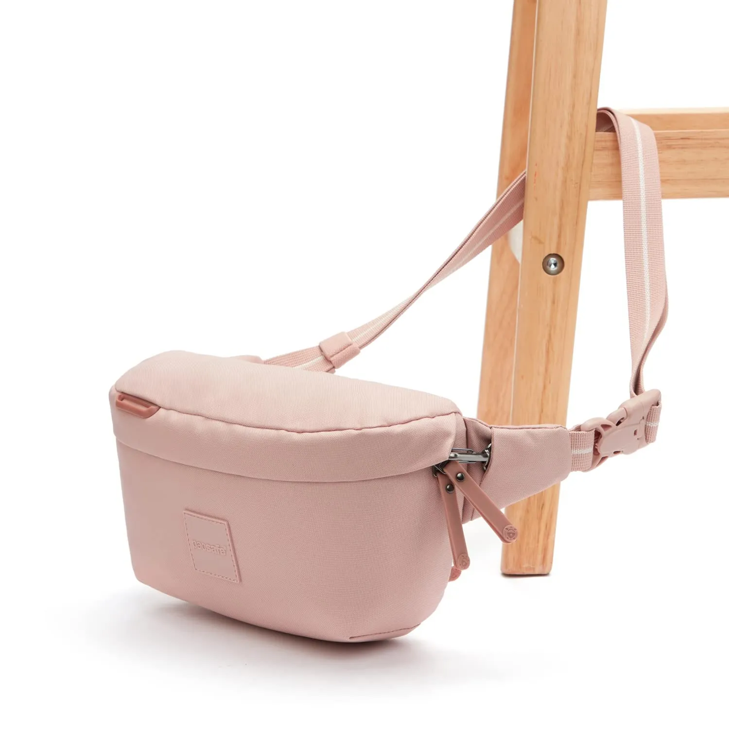 Pacsafe Go Sling Pack