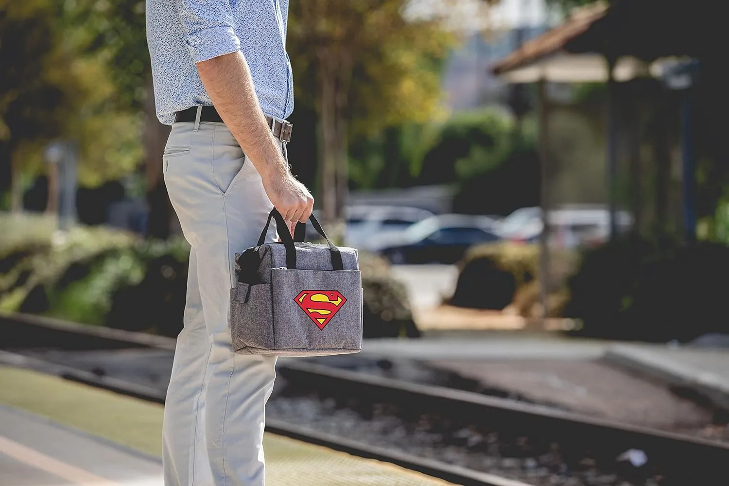 PICNIC TIME DC Comics Superman On The Go Lunch Bag, Soft Cooler Lunch Box, Insulated Lunch Bag, (Heathered Gray)