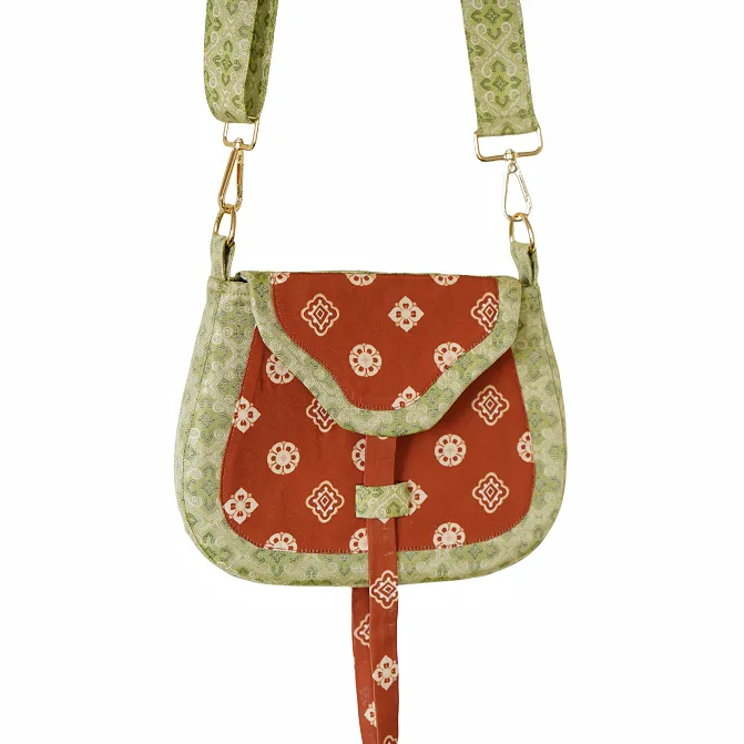 Pipa Crossbody Merchant Bag for Women