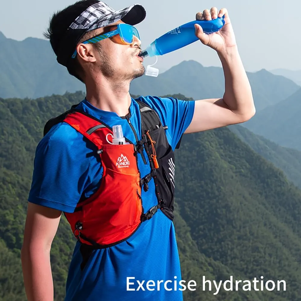 Running Hydration Vest 10L Large Capacity & Fits 6.8 inch Phones,Hydration Backpack for Trail Running,Hiking,Cycling (Black White with 2*500ML,M)
