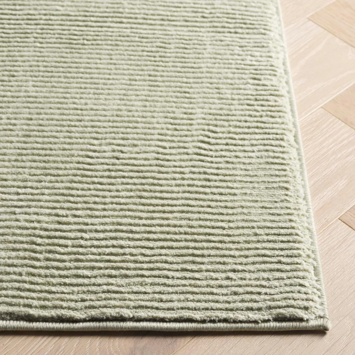 SAFAVIEH Revive Collection Runner Rug - 8', Sage, Non-Shedding & Easy Care, Ideal for High Traffic Areas in Living Room, Bedroom, Dining (REV102W-28)