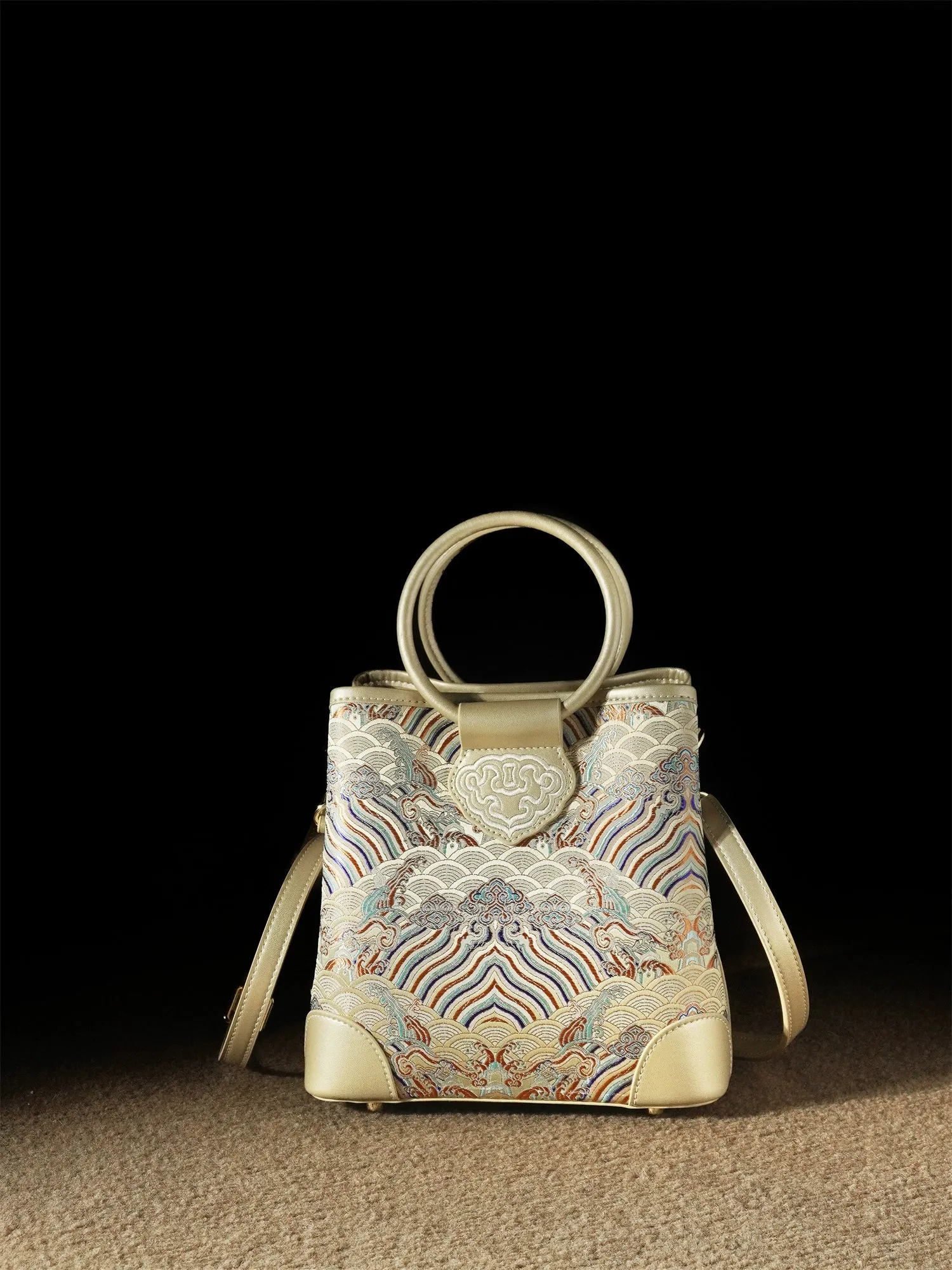 Sea Cliffs Song Brocade Handbag for Women