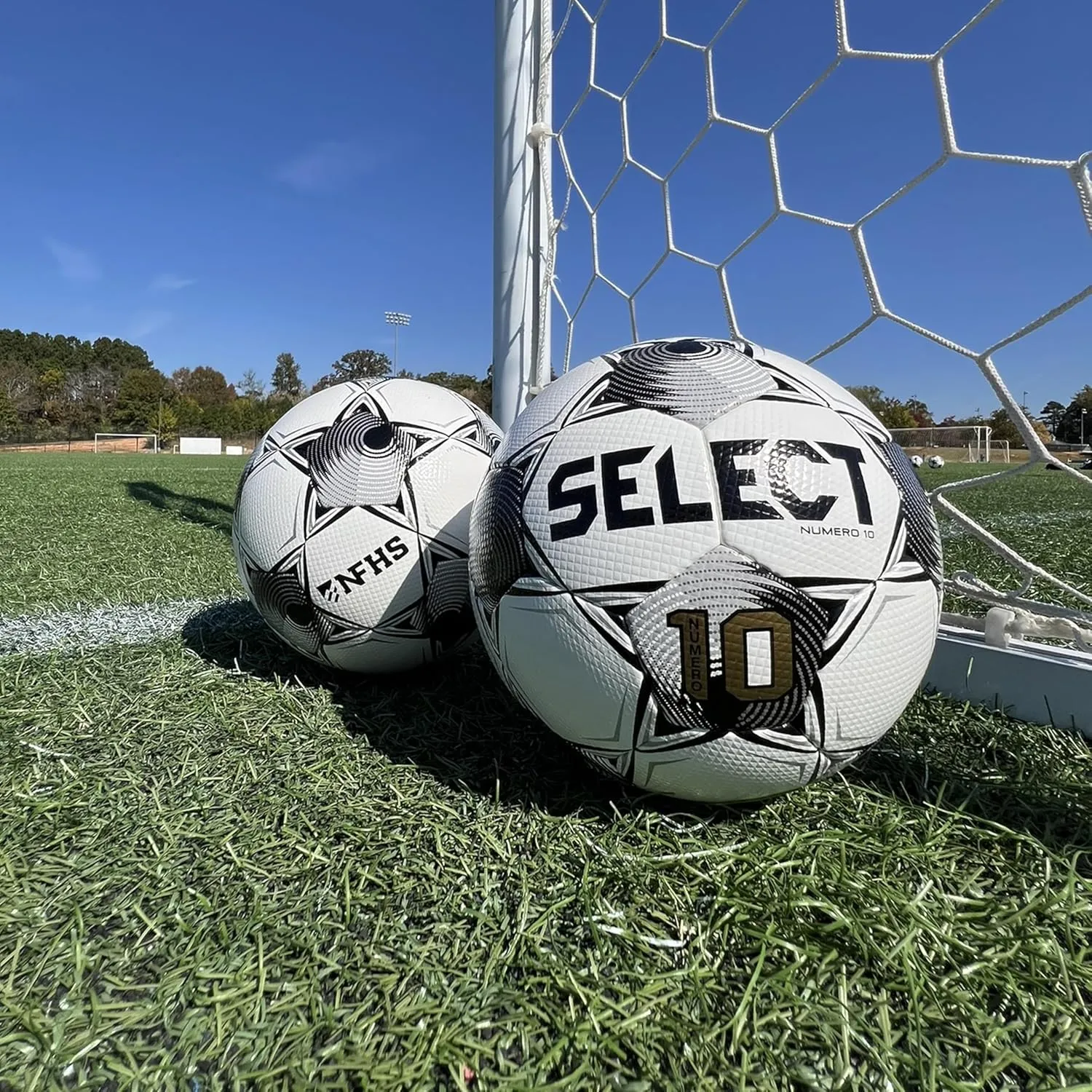 Select Numero 10 Soccer Ball