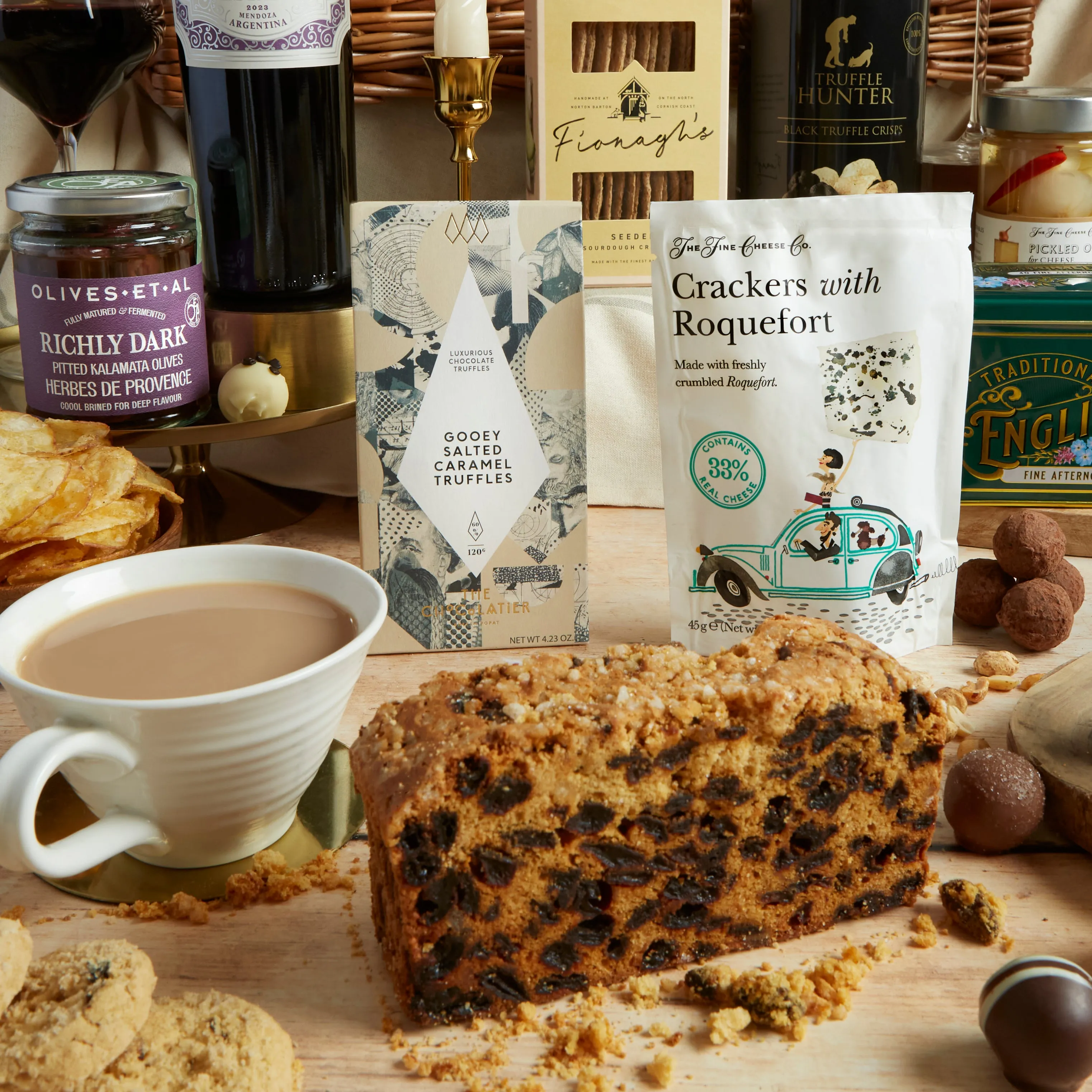 The Deluxe Food and Wine Hamper