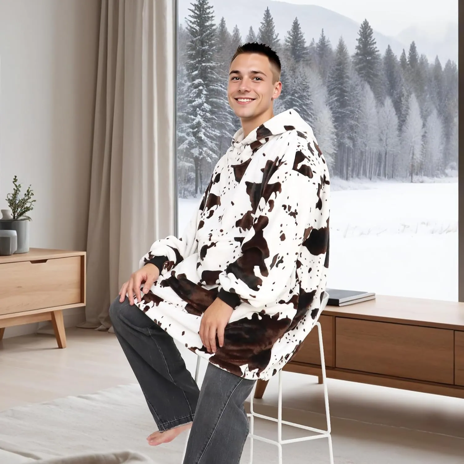 Wearable Blanket Hoodie Cow Print Oversized Fleece Sweatshirt Blanket with Giant Pocket Warm Cozy Hooded Blanket for Adult Cow Gifts for Women Men